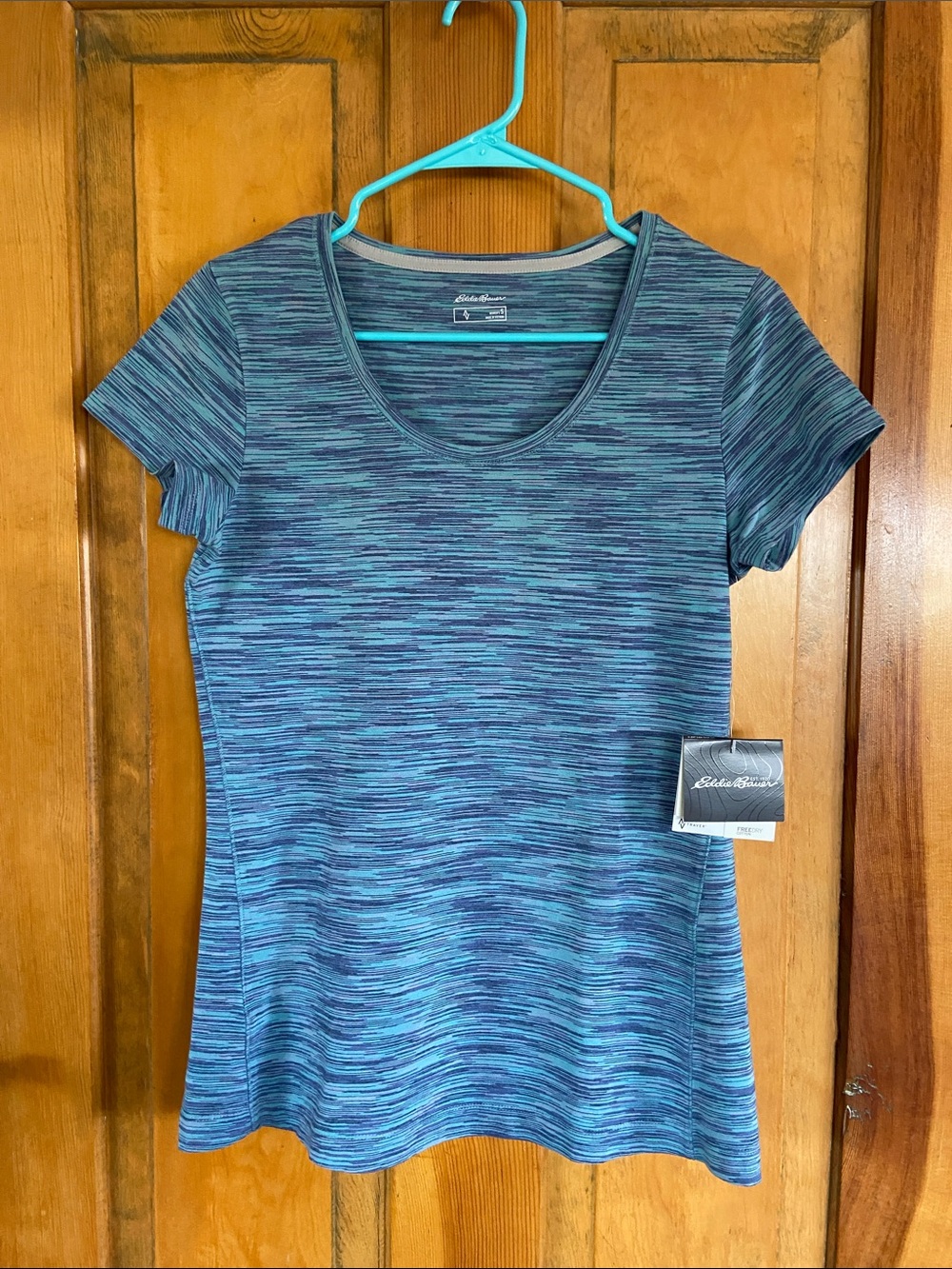Eddie Bauer Blue Space-Dye Scoop Neck Short Sleeve Tee